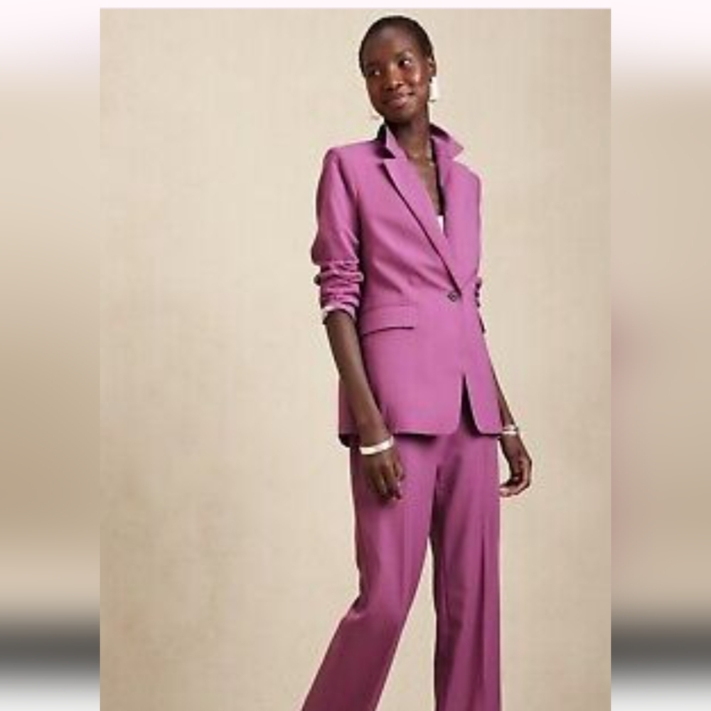 ISO...BR Blazer Sz 16-20... ISO